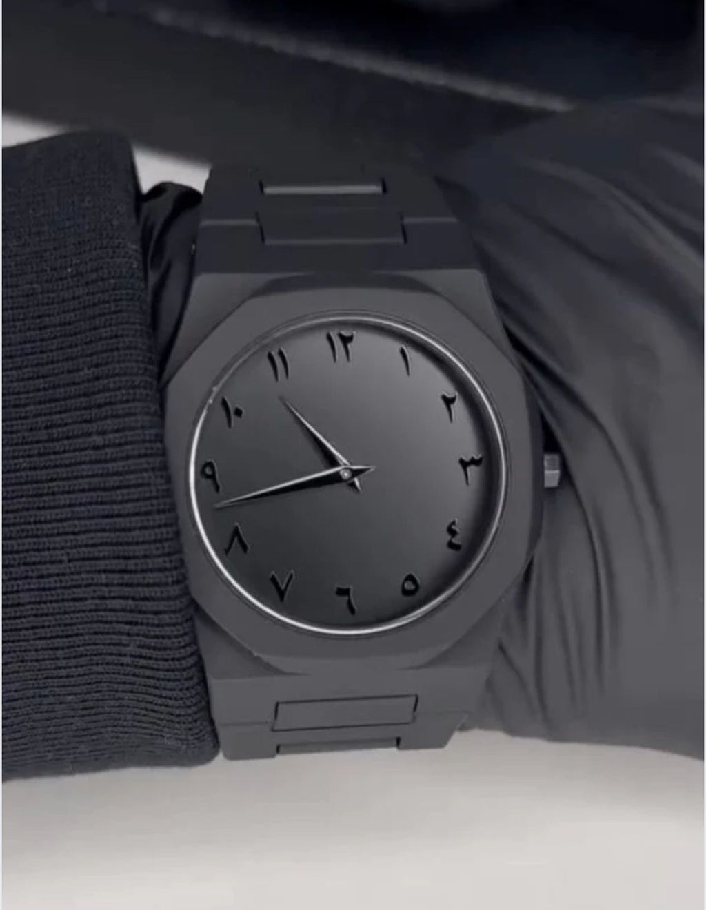 Black AURA Watch – Lightweight Premium Design - Stylish Wrist Watch For Men