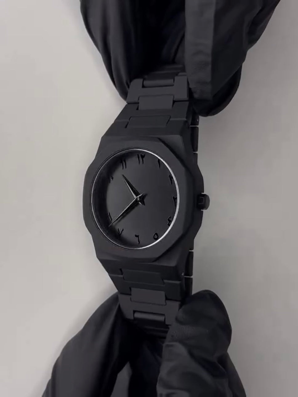 Black AURA Watch – Lightweight Premium Design - Stylish Wrist Watch For Men