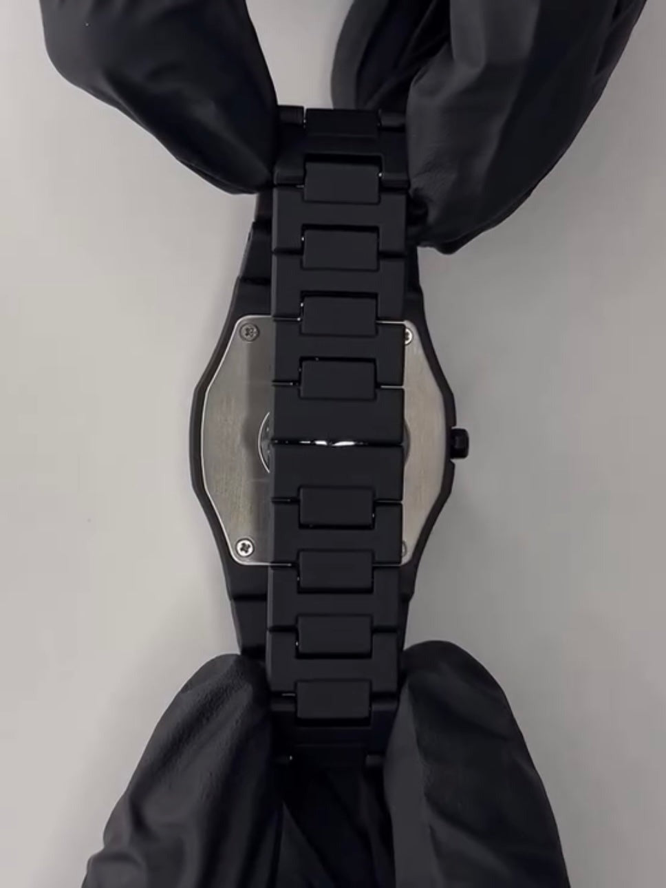 Black AURA Watch – Lightweight Premium Design - Stylish Wrist Watch For Men