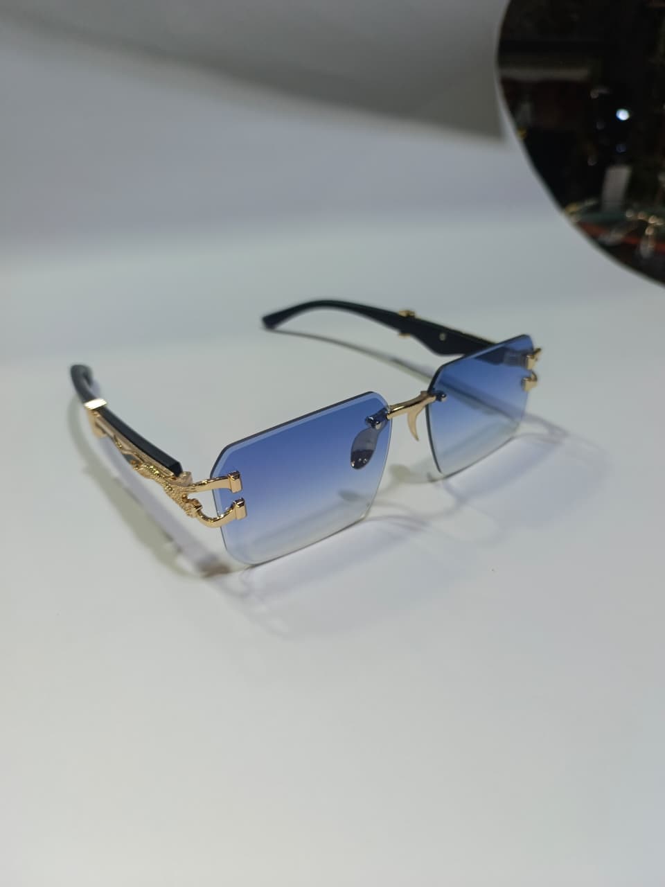 Premium Rimless EyeWear SunGlasses With Gold Details